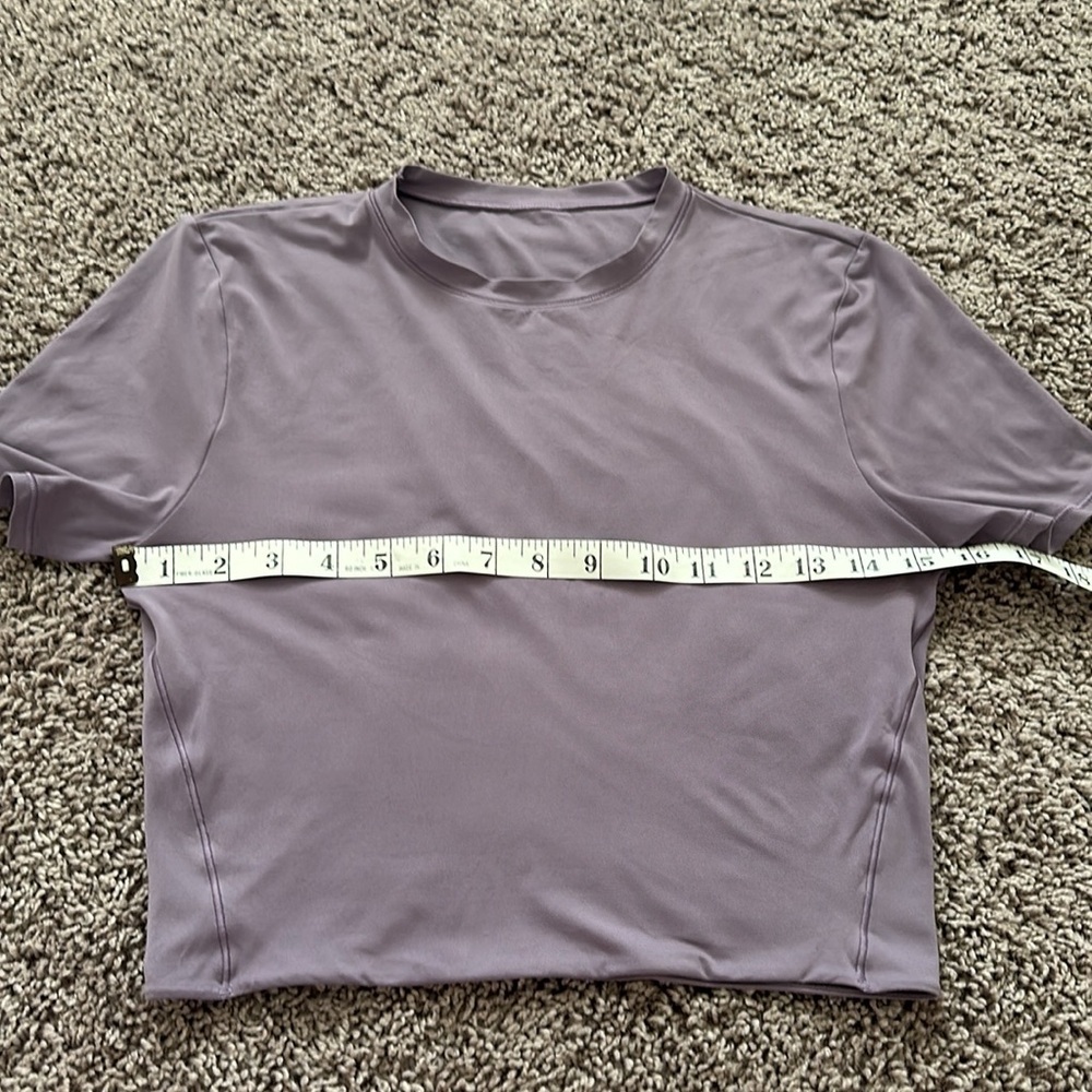 lululemon athletica Mauve Crop Top - Picture 9 of 10